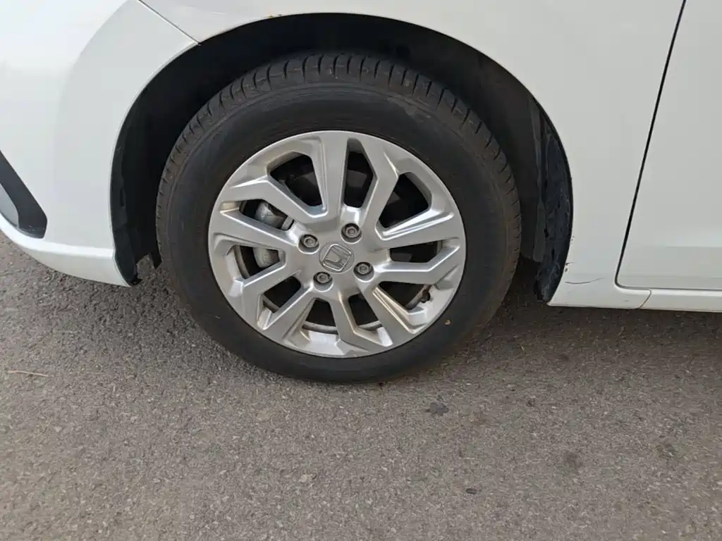 Honda Fit — миниатюра 23