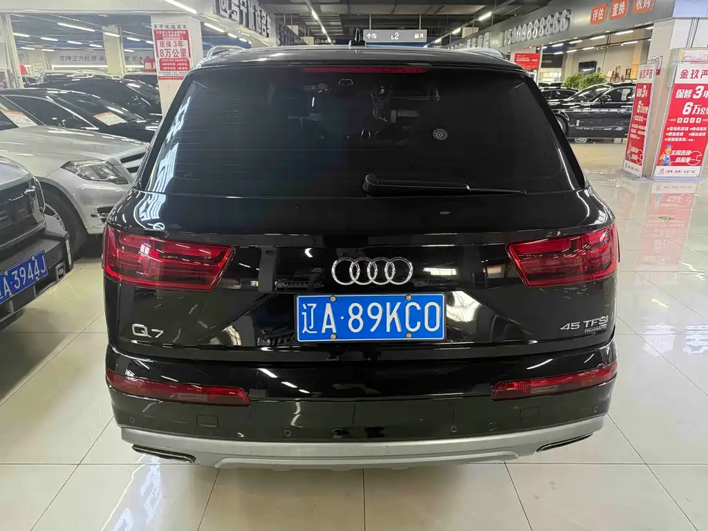 Audi Q7 — миниатюра 3