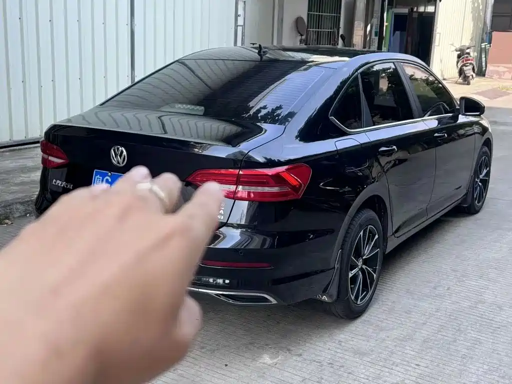 Volkswagen Lavida — миниатюра 7
