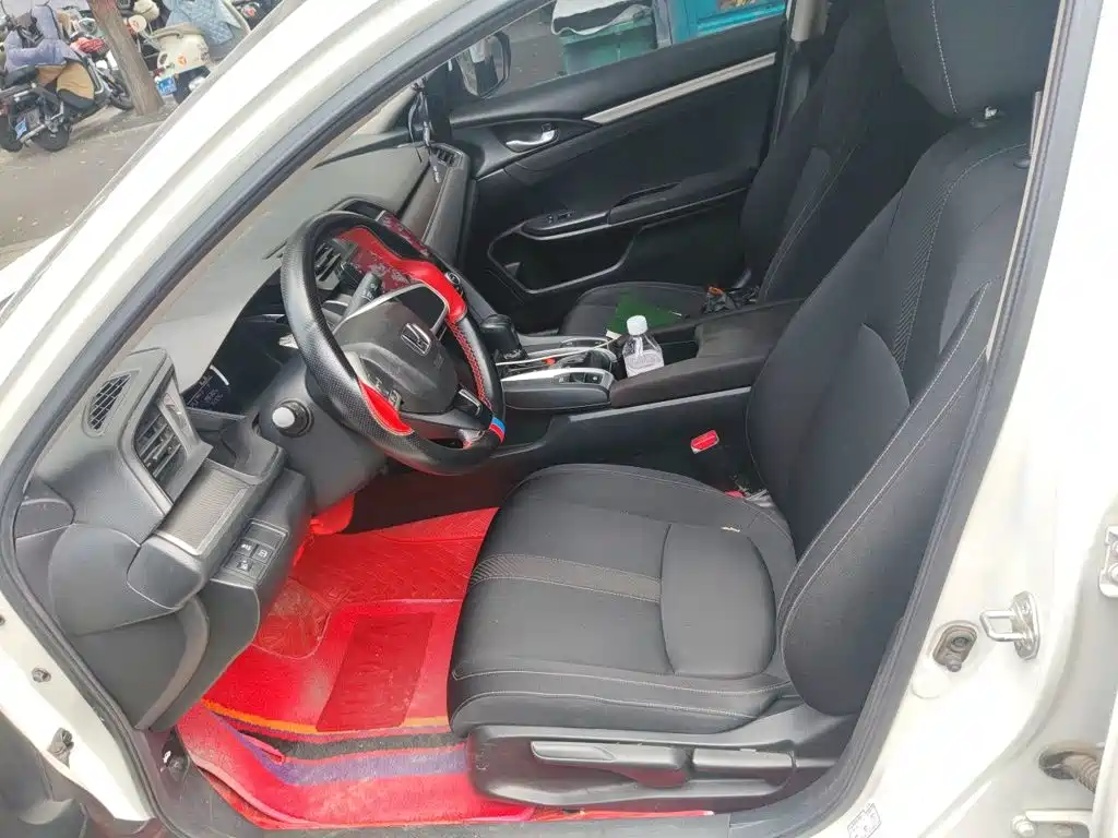 Honda Civic — миниатюра 16