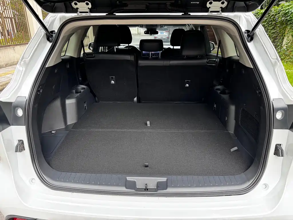 Toyota Highlander — миниатюра 22