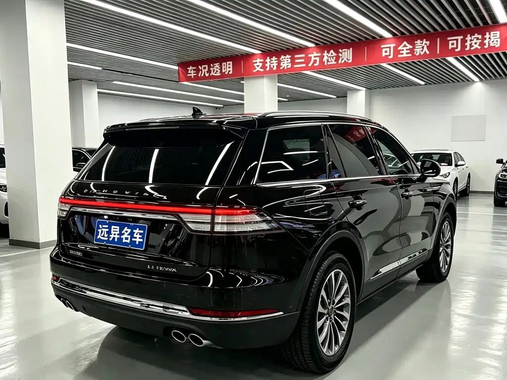 Lincoln Aviator — миниатюра 17