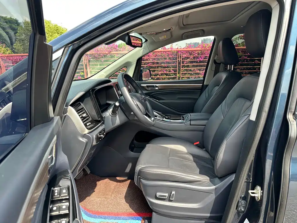 GAC Motor Trumpchi M8 — миниатюра 6