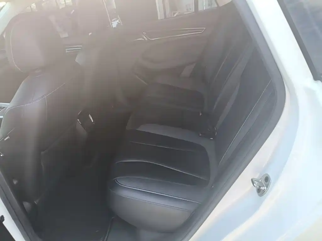 Roewe Ei5 — миниатюра 17