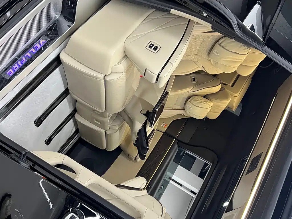 Toyota Vellfire — фотографии объявления, Фото 14