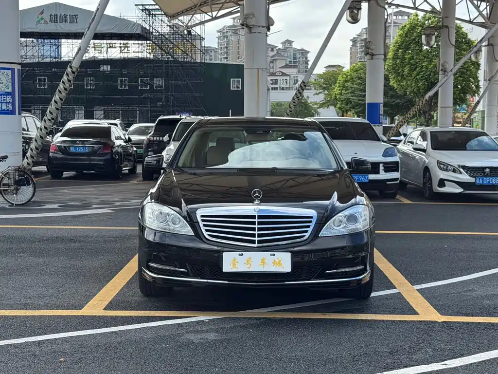 Mercedes-Benz S-Class — миниатюра 2