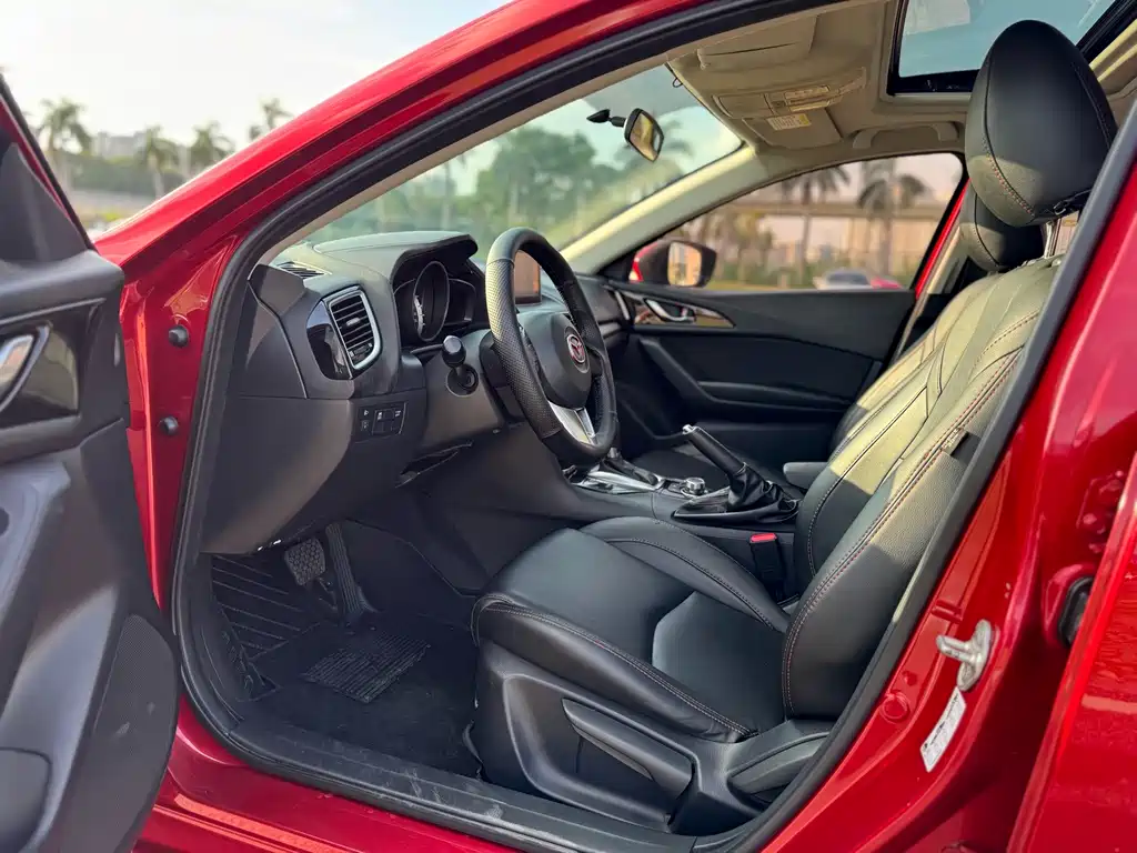 Mazda 3 Axela — миниатюра 12