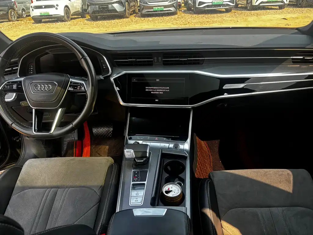 Audi A6L — миниатюра 9