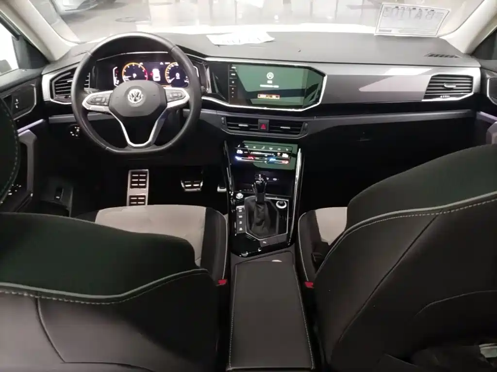 Volkswagen X — миниатюра 10