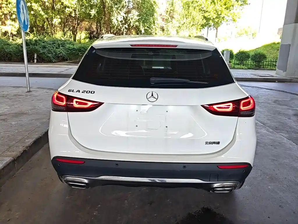 Mercedes-Benz GLA — миниатюра 6