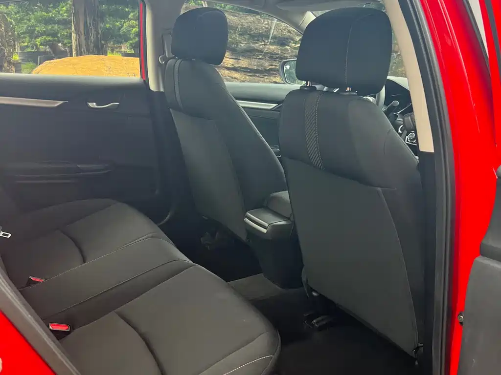 Honda Civic — миниатюра 12