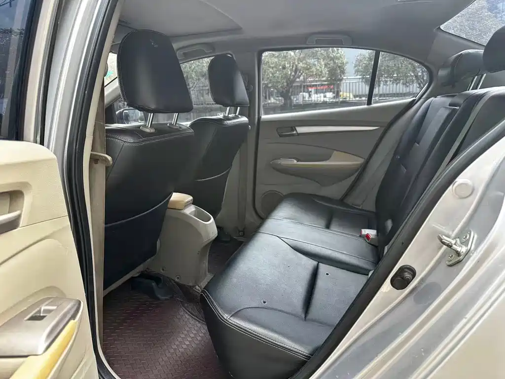 Honda City Classic — миниатюра 6