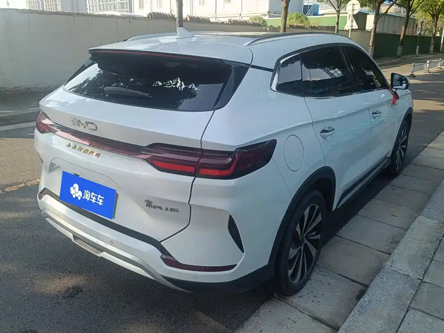 BYD PLUS New Energy — миниатюра 3