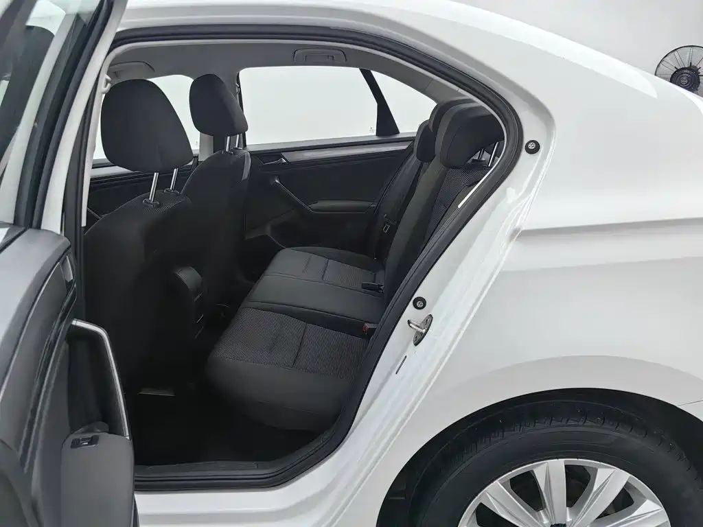 Volkswagen Bora — миниатюра 15