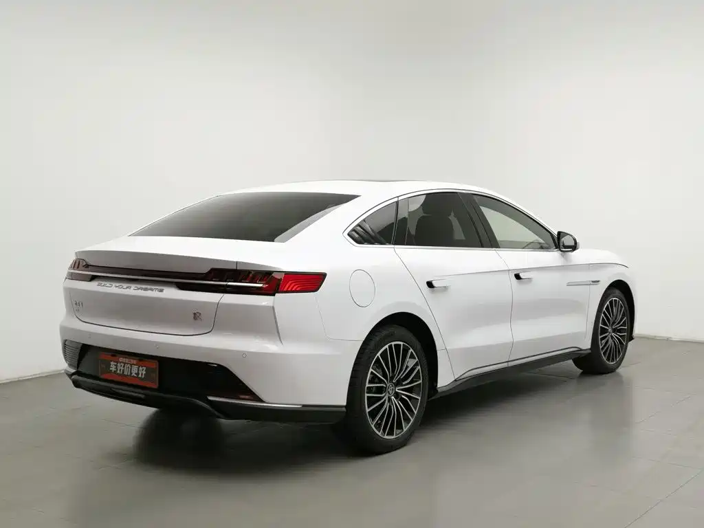 BYD Han — миниатюра 2