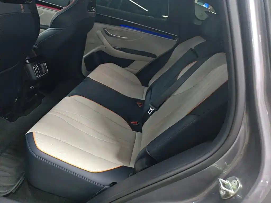 BYD PLUS New Energy — миниатюра 17