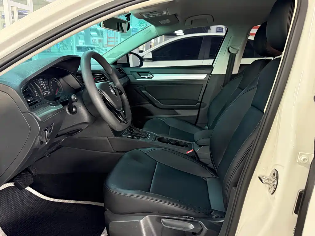 Volkswagen Lamando — миниатюра 4