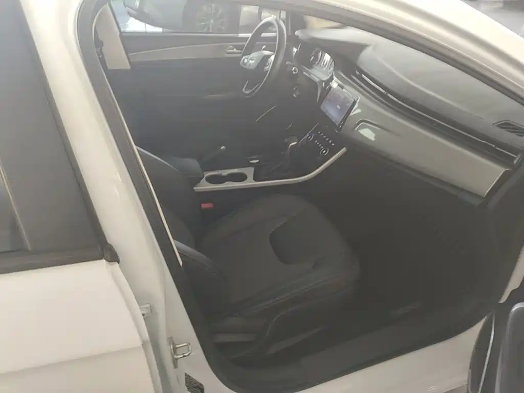 Chery Arrizo 5 — миниатюра 25