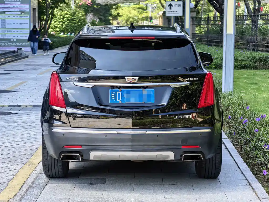 Cadillac XT5 — миниатюра 5