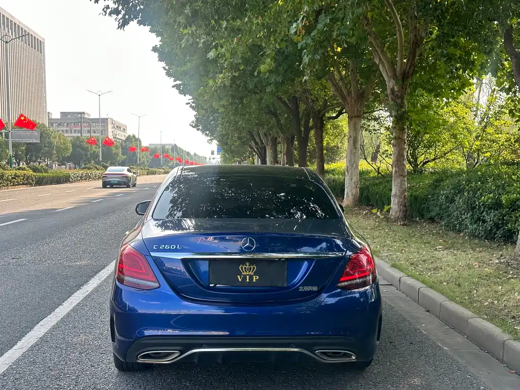 Mercedes-Benz C-Class — миниатюра 13