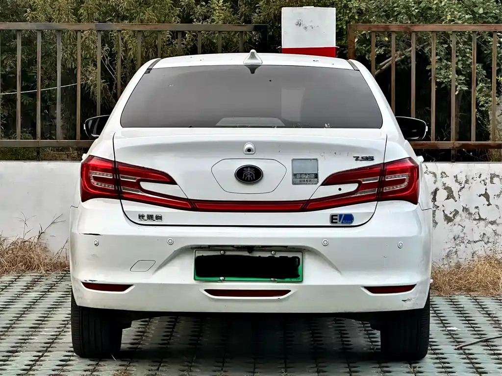 BYD Qin NEV — миниатюра 5