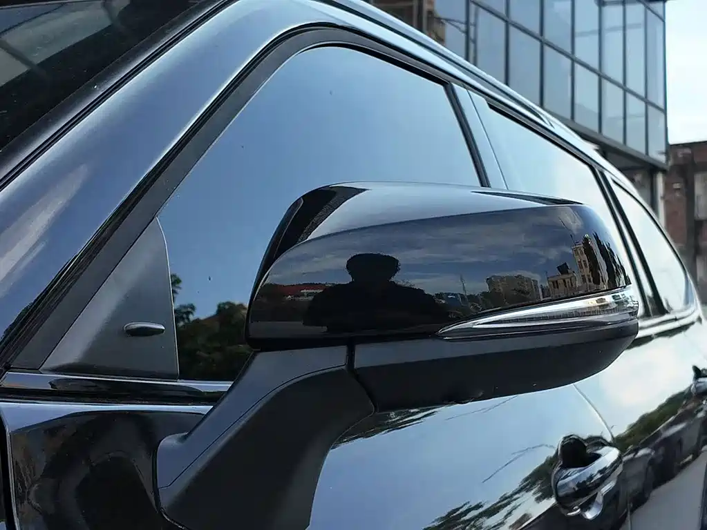 Toyota Crown Kluger — миниатюра 4