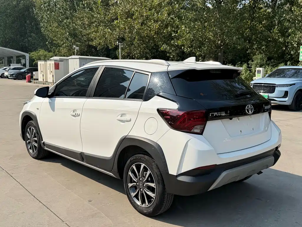 Toyota Yaris L — миниатюра 16