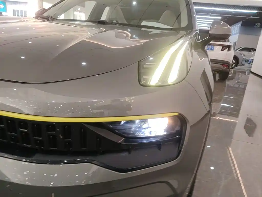 Lynk & Co 05 — миниатюра 24