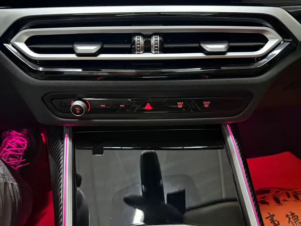 BMW 3 Series — миниатюра 12