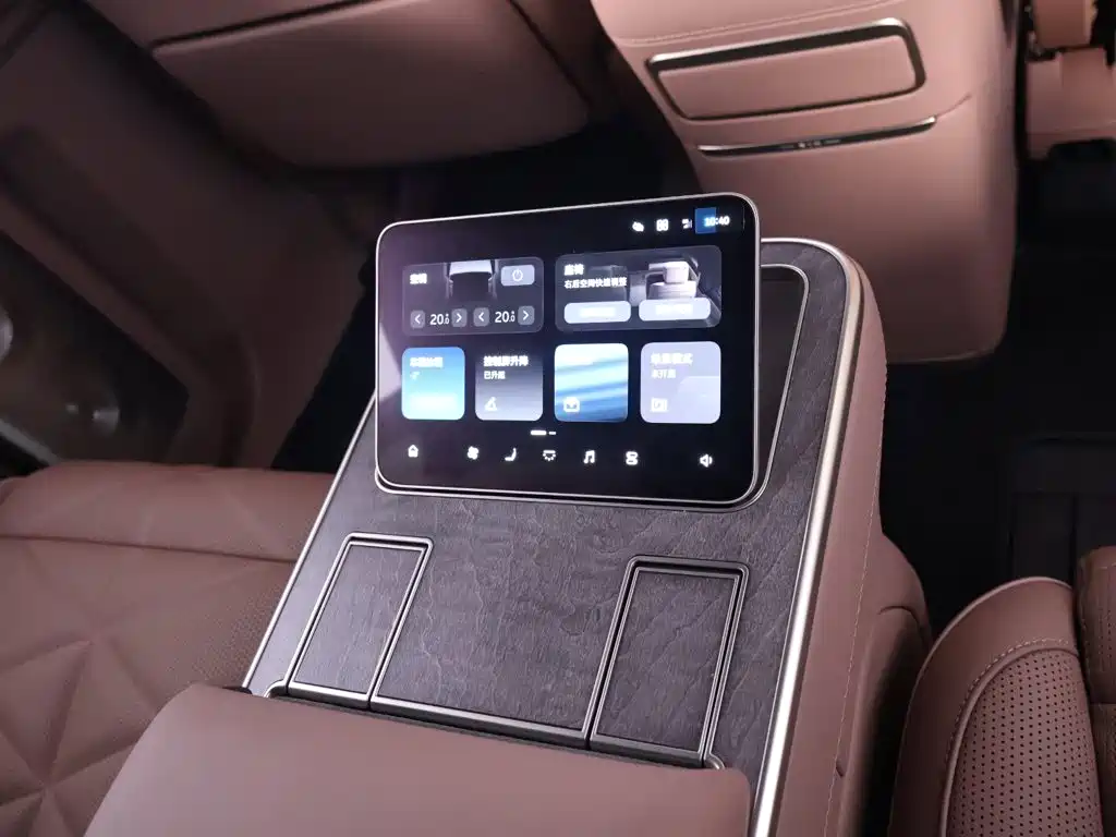 NIO ES9 — миниатюра 27