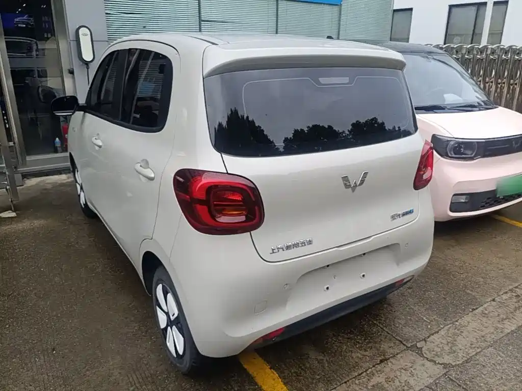 Wuling MINIEV — миниатюра 5
