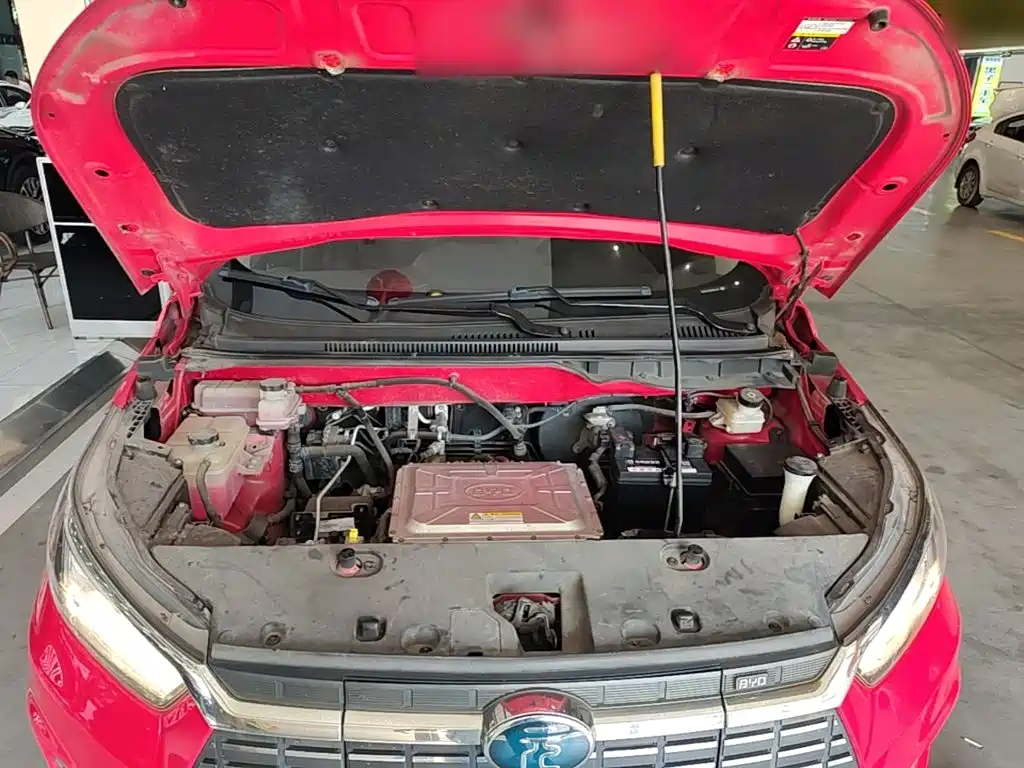 BYD Yuan EV — миниатюра 20
