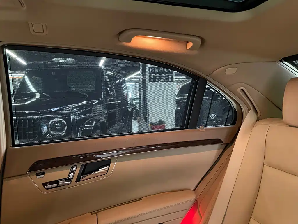 Mercedes-Benz S-Class — миниатюра 41