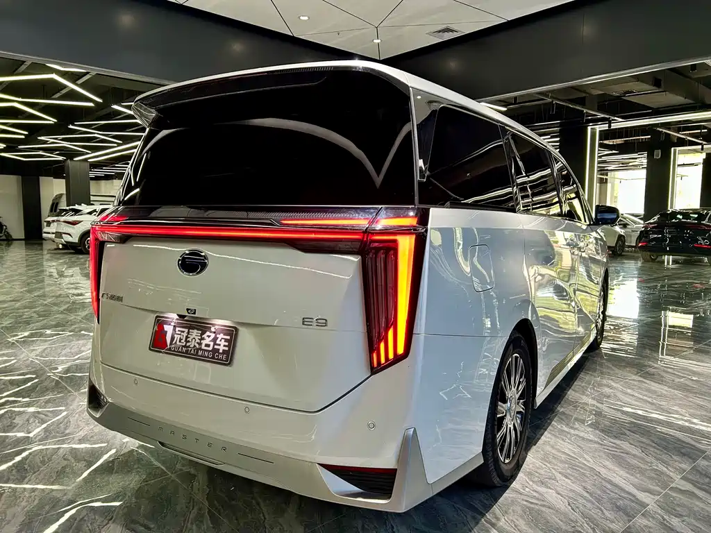 GAC TRUMPCHI E9