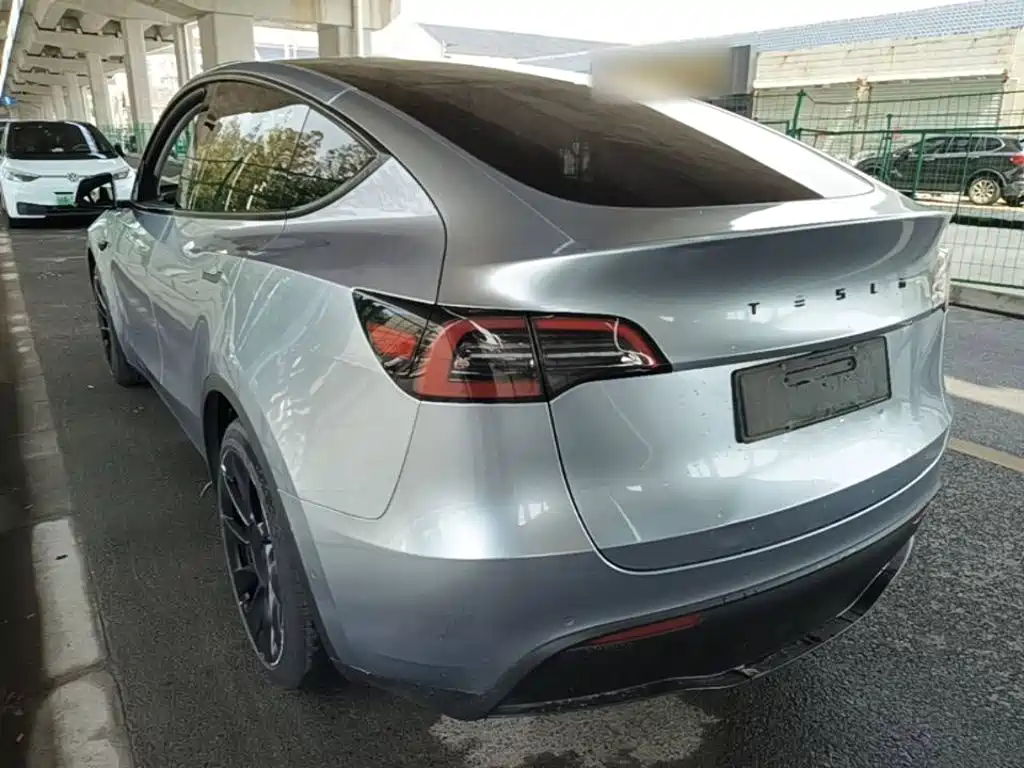 Tesla Model Y — фотографии объявления, Фото 6