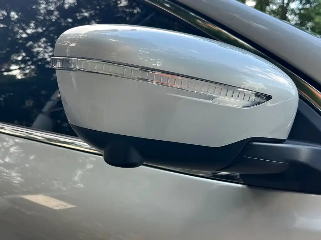 Nissan Qashqai — миниатюра 16