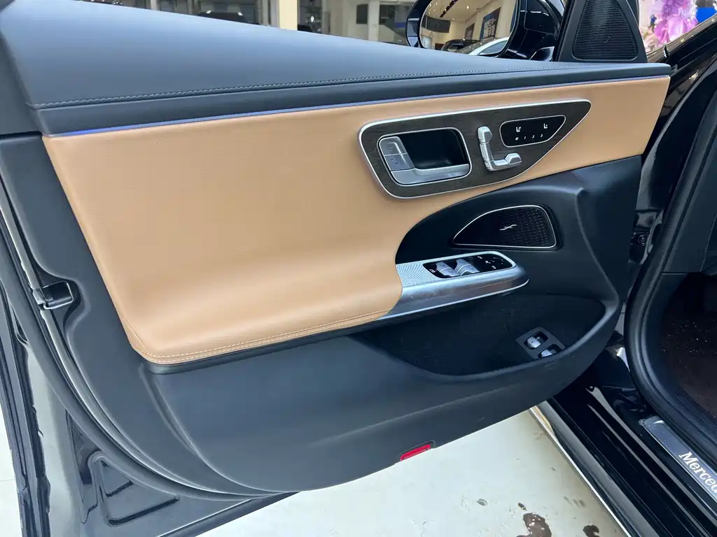 Mercedes-Benz E-Class New Energy — миниатюра 8