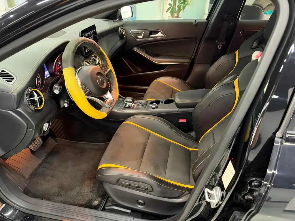 Mercedes-Benz GLA AMG — миниатюра 4