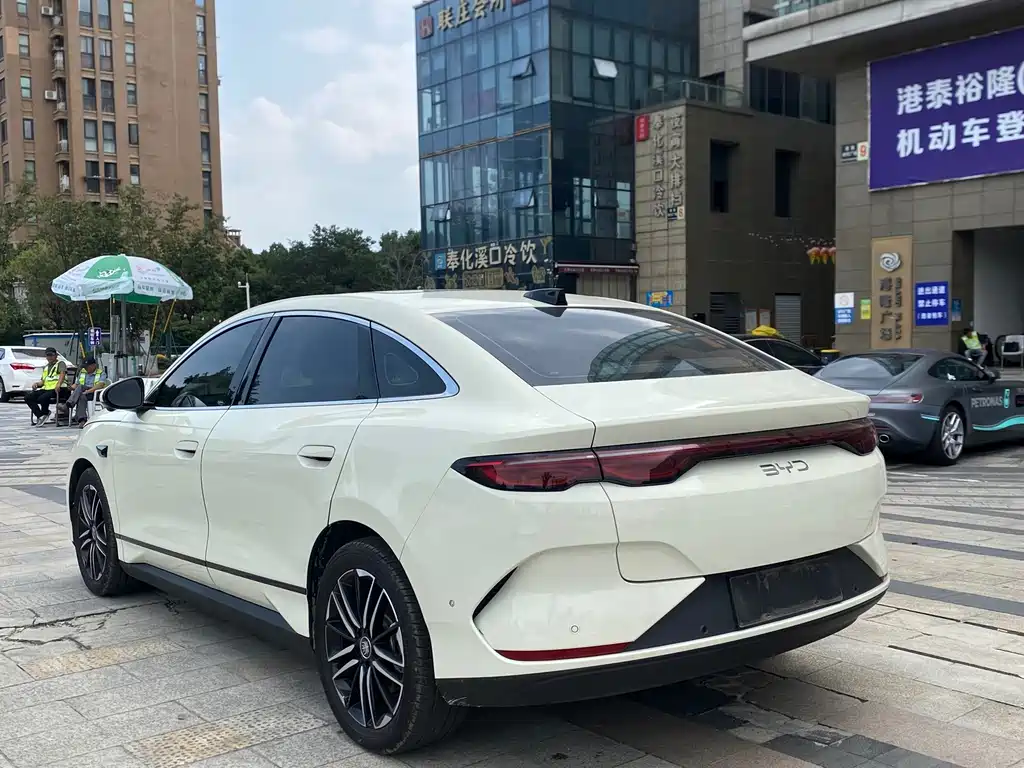 BYD Qin L — миниатюра 15