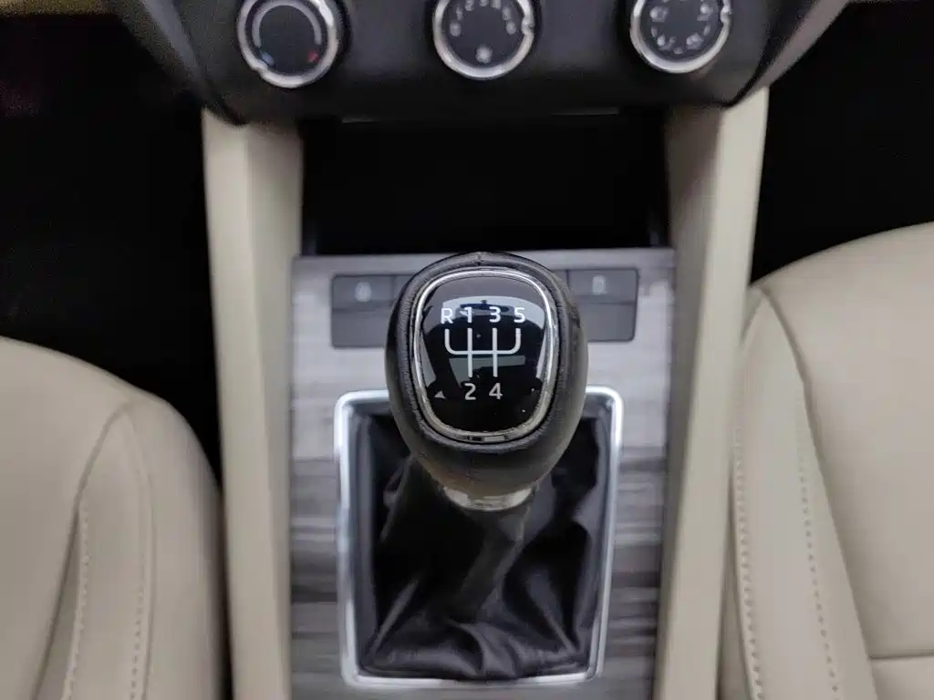Skoda Octavia — миниатюра 13