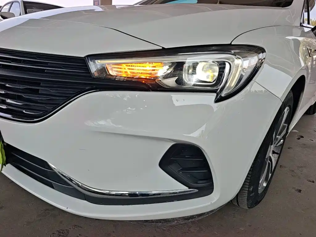 Buick Verano — миниатюра 24