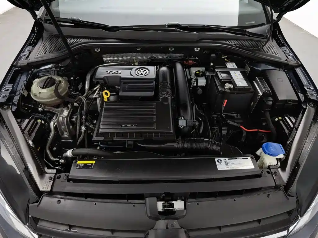 Volkswagen Golf — миниатюра 6