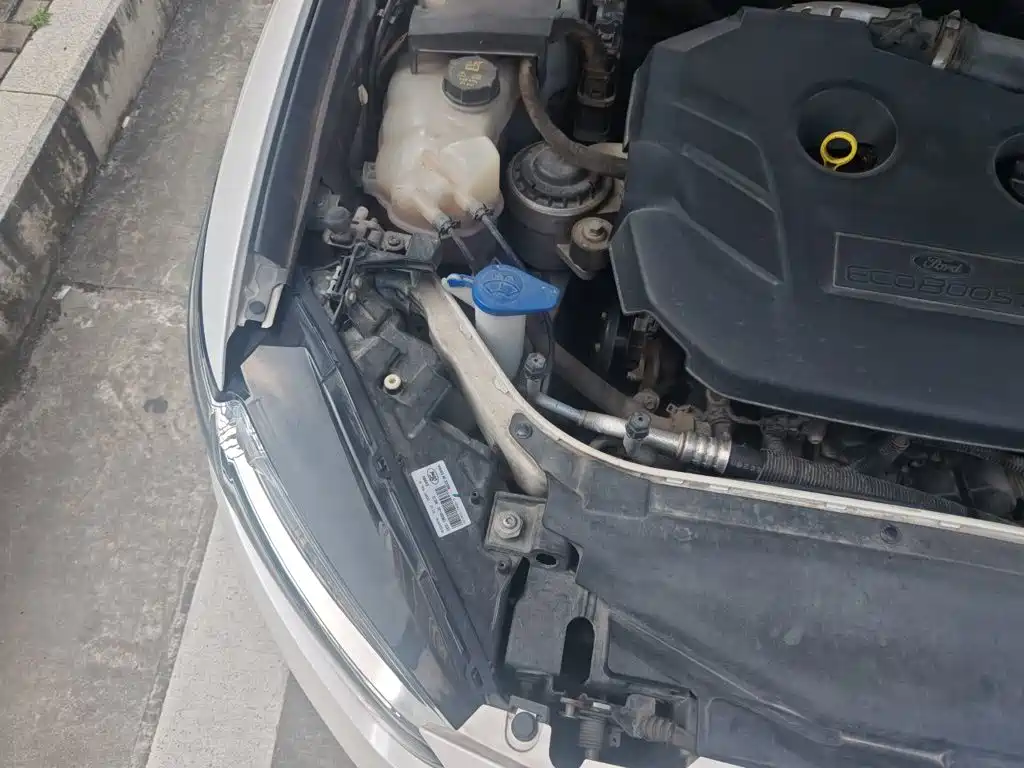 Ford Mondeo — миниатюра 20