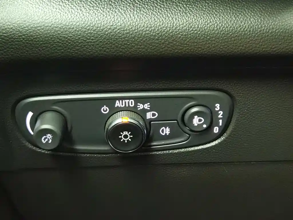 Buick Envision S — миниатюра 21