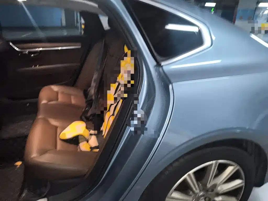 Volvo S90 — миниатюра 14