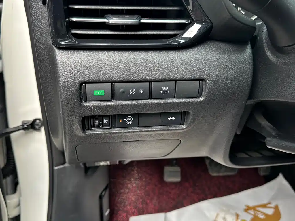 Nissan Sylphy — миниатюра 12