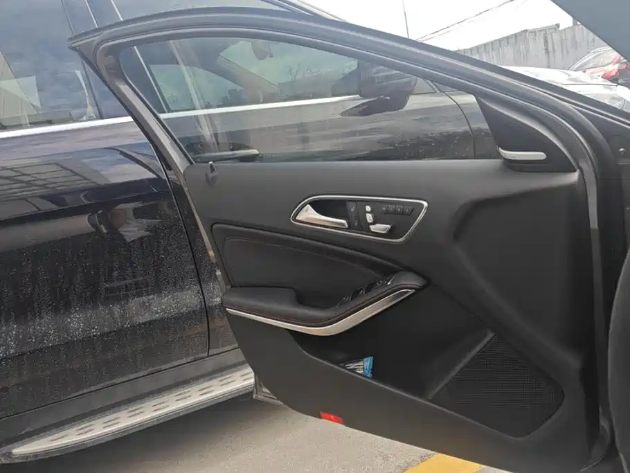 Mercedes-Benz A-Class AMG (Import) — миниатюра 7