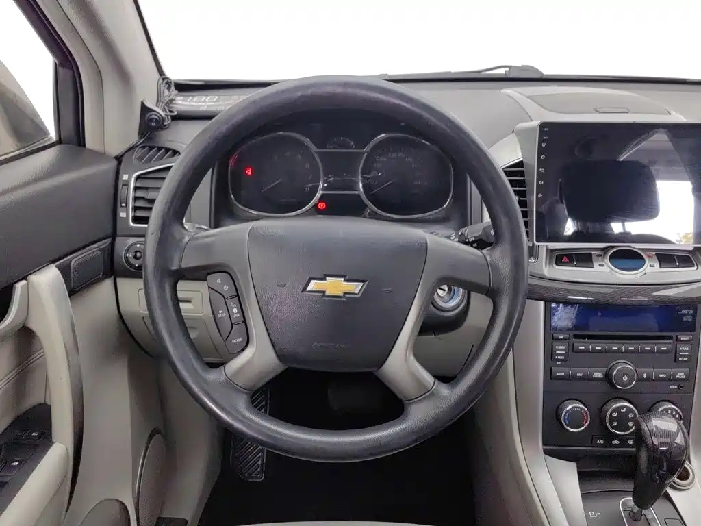 Chevrolet Captiva — миниатюра 11