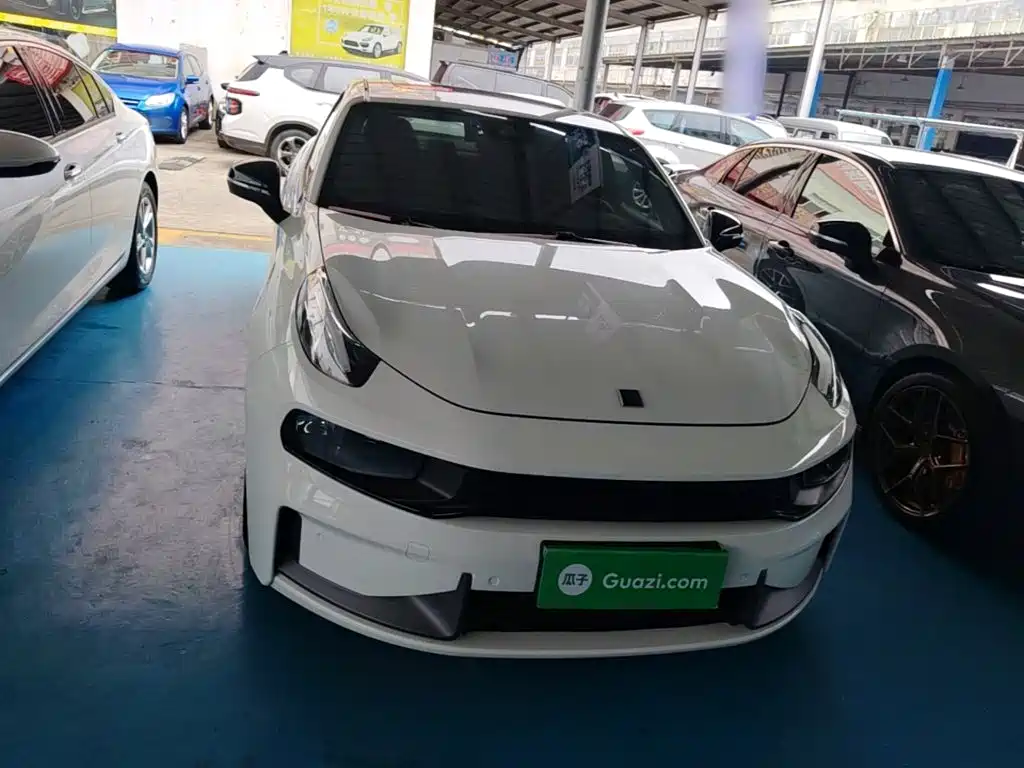 Lynk & Co 03 — миниатюра 3