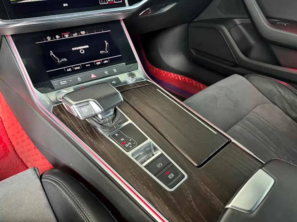 Audi A6L — миниатюра 6
